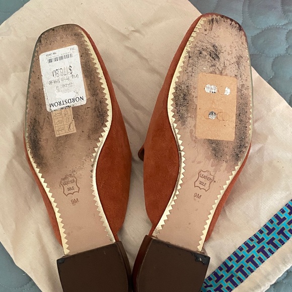 Tory Burch Women's Desert Spice Suede Mules - Picture 9 of 10